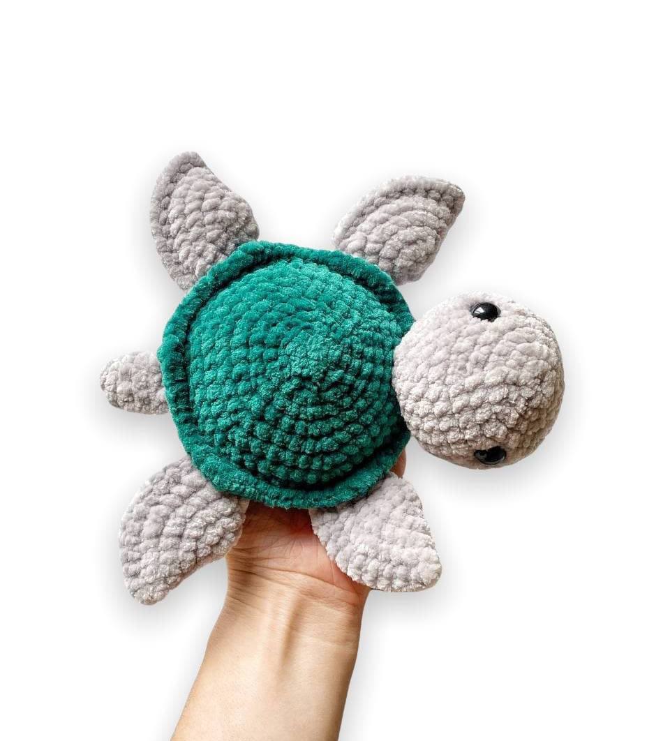 No Sew Crochet Turtle Amigurumi Plush - The Friendly Red Fox