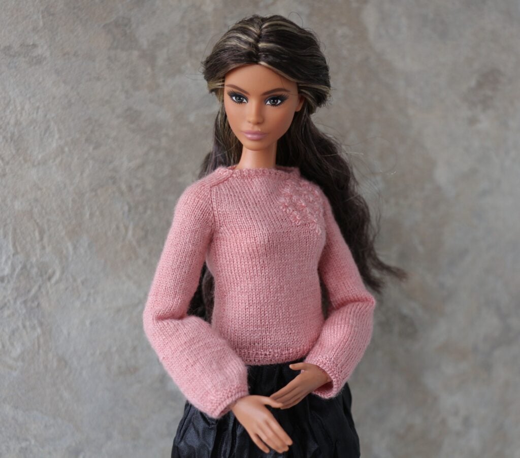 Pink sweater for Barbie doll with Logo