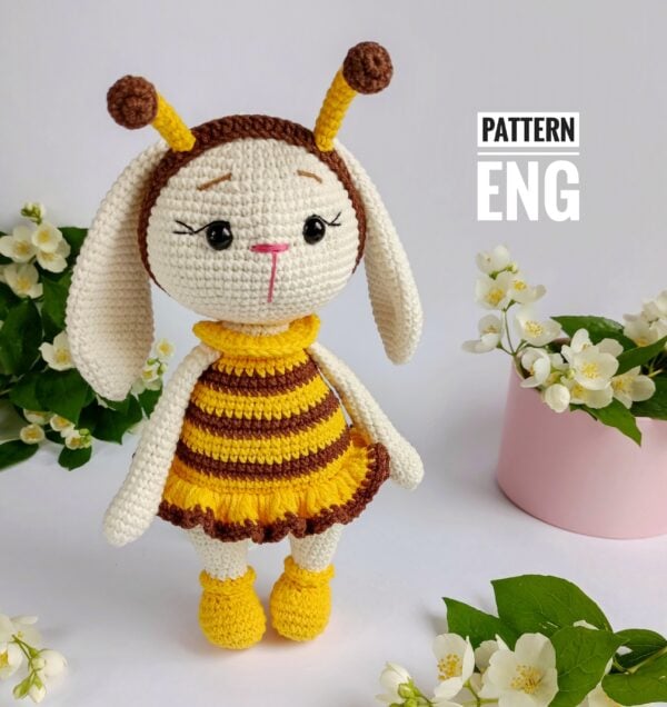 Crochet pattern cute bunny