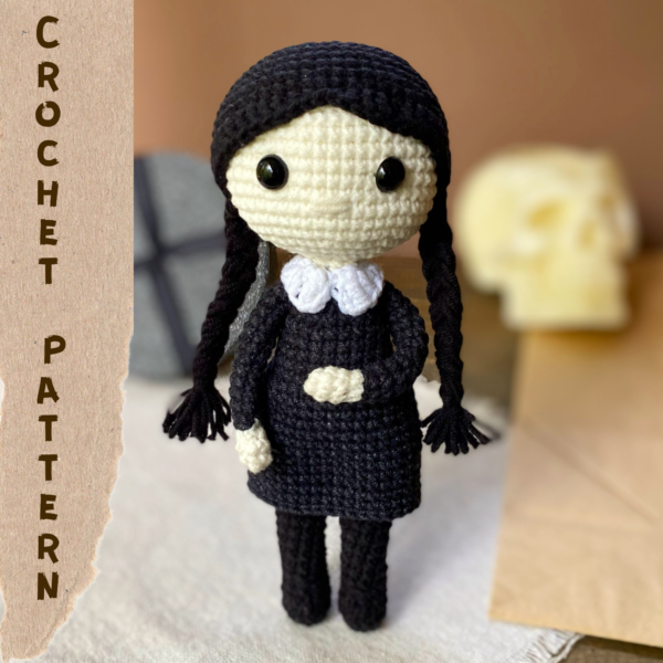 Amigurumi doll pattern