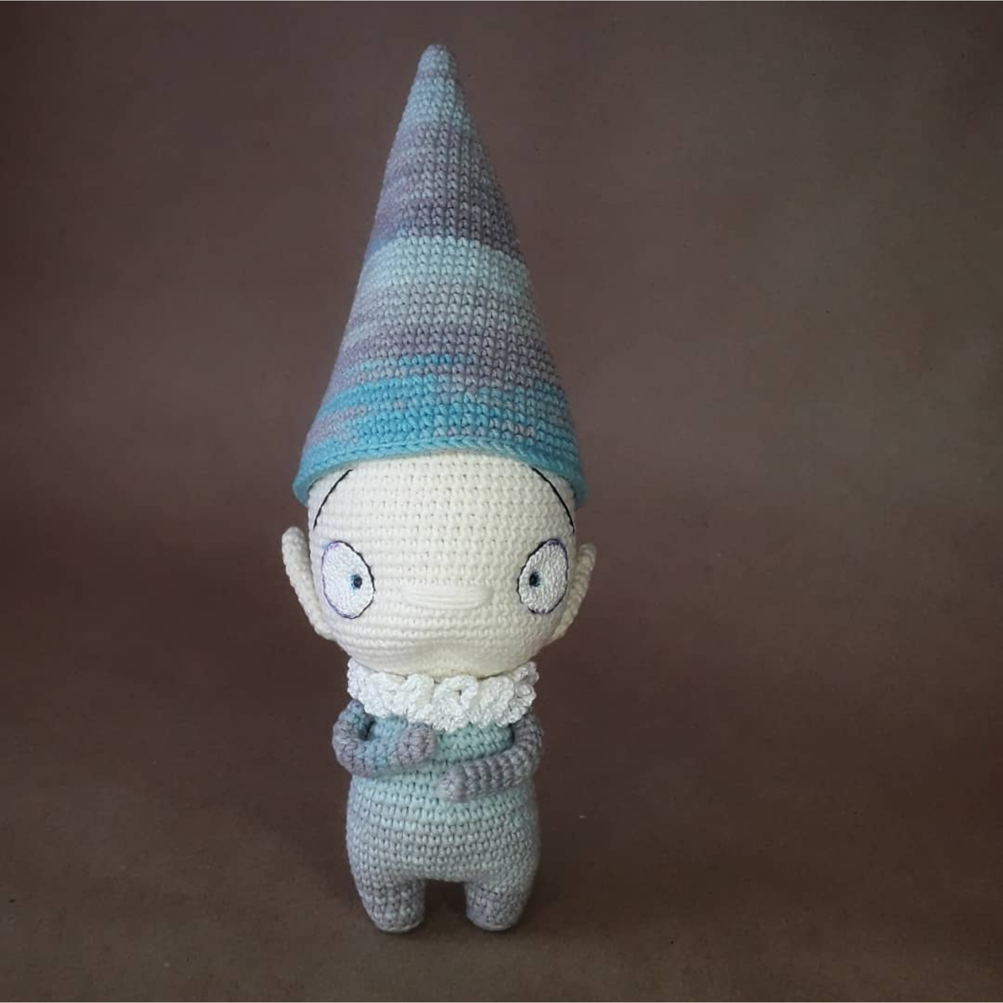 Elf crochet pattern amigurumi toy momzombiedoll humans 1 Elf crochet pattern humans