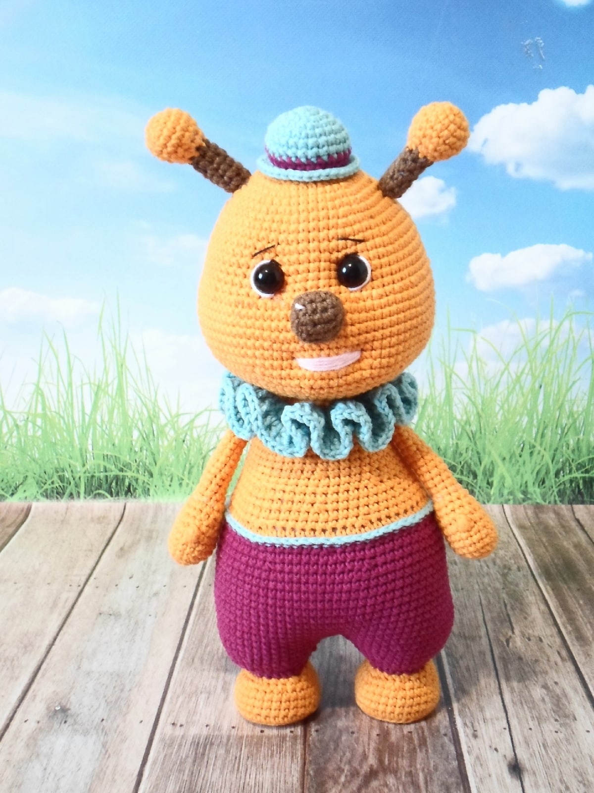 Кnitted bee Crochet bee Stuffed toys Yellow bee