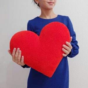 Crochet Big Haert Pillow pattern