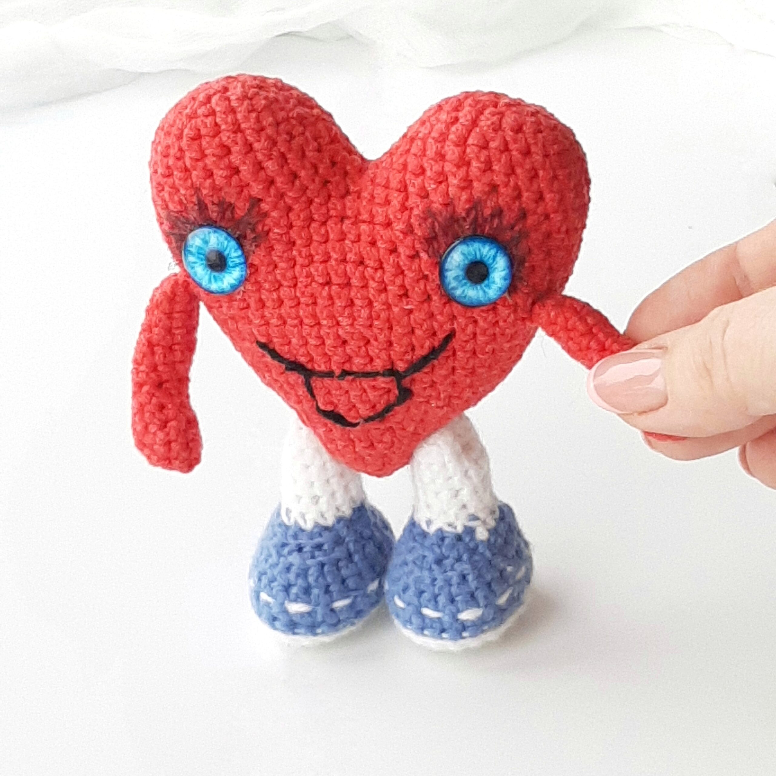 Valentine gift knitted heart, heart decorations, Valentines gift, crochet  heart - Shop Toys World Kids' Toys - Pinkoi