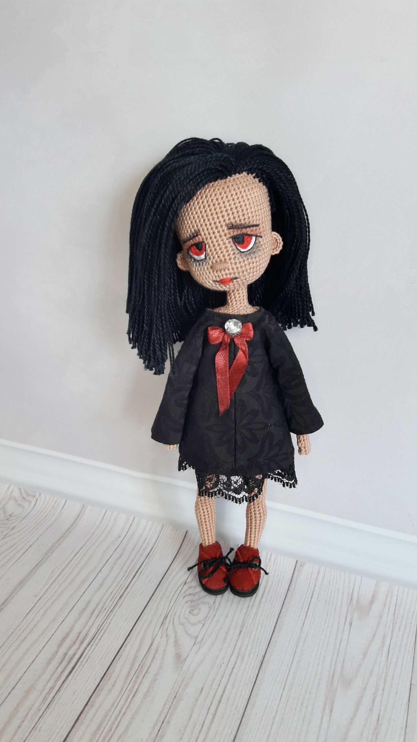 doll goth