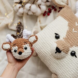 crochet deer