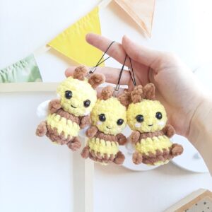Bee keychain