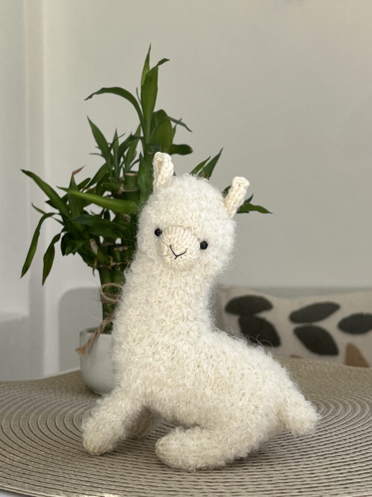 DIY ANIMAL ALPACA Crochet Kit with Knitting Markers Yarn Ball,Instruction  R4E2 $10.78 - PicClick