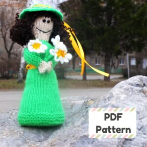 Small doll knitting pattern, Knit doll pattern