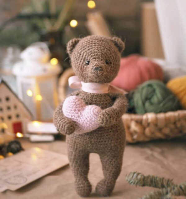 Bear Crochet Pattern with heart Amigurumi Bear tutorial