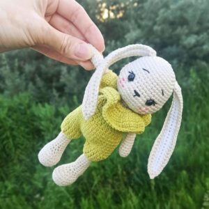 Crochet bunny pattern