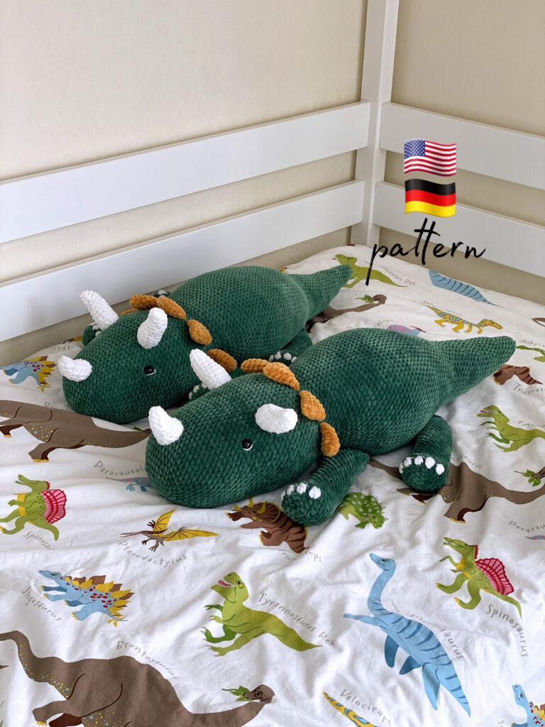 Plush toy Awesome Dinosaur Amigurumi pattern(PDF file)