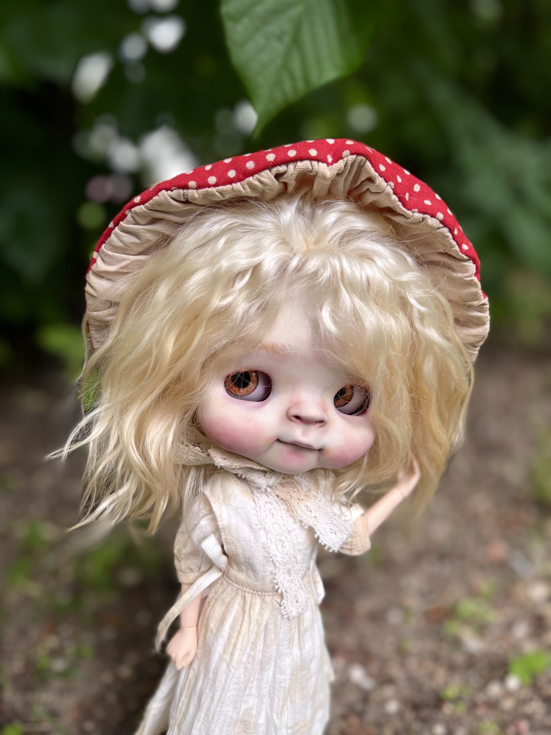 Blythe doll custom funny sculpture face.Mushroom Blythe azone body -  DailyDoll Shop