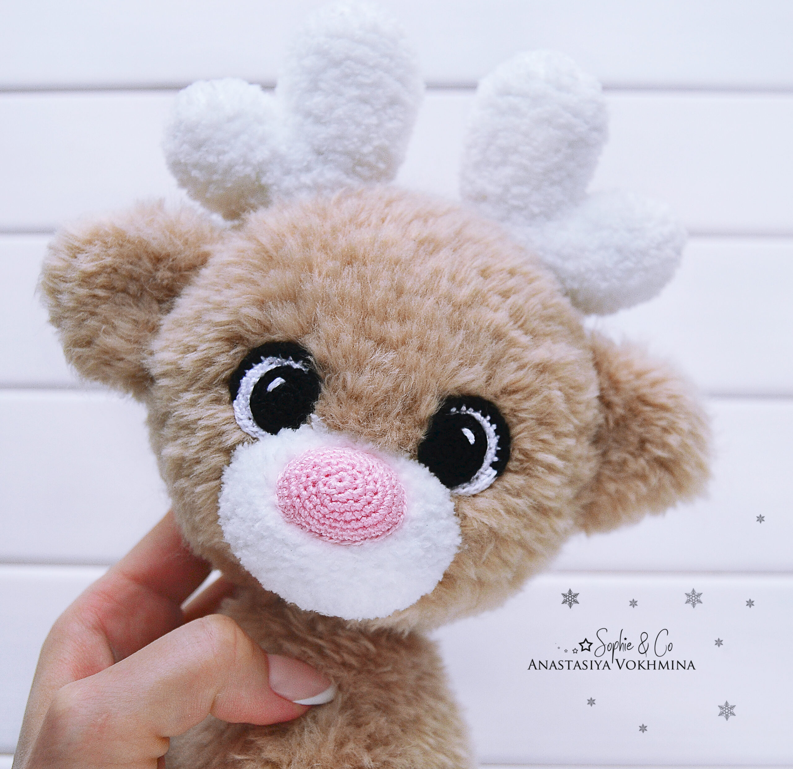 CROCHET PATTERN REINDEER| Plush Deer 3 6 9 scaled