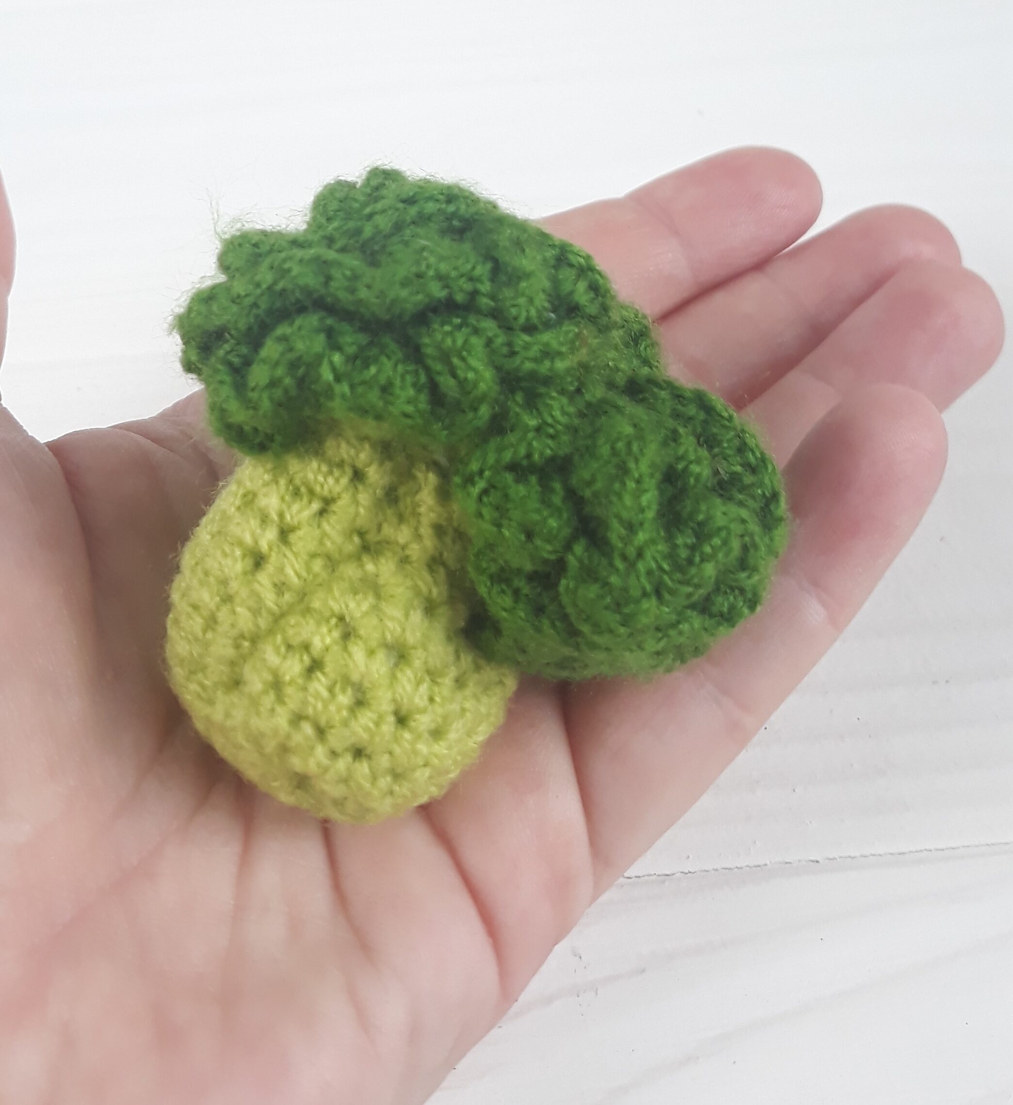 Broccoli, cute crochet pattern - DailyDoll Shop