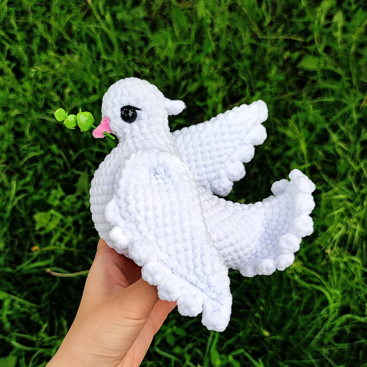 /cdn/shop/products/crochet-dove_600x