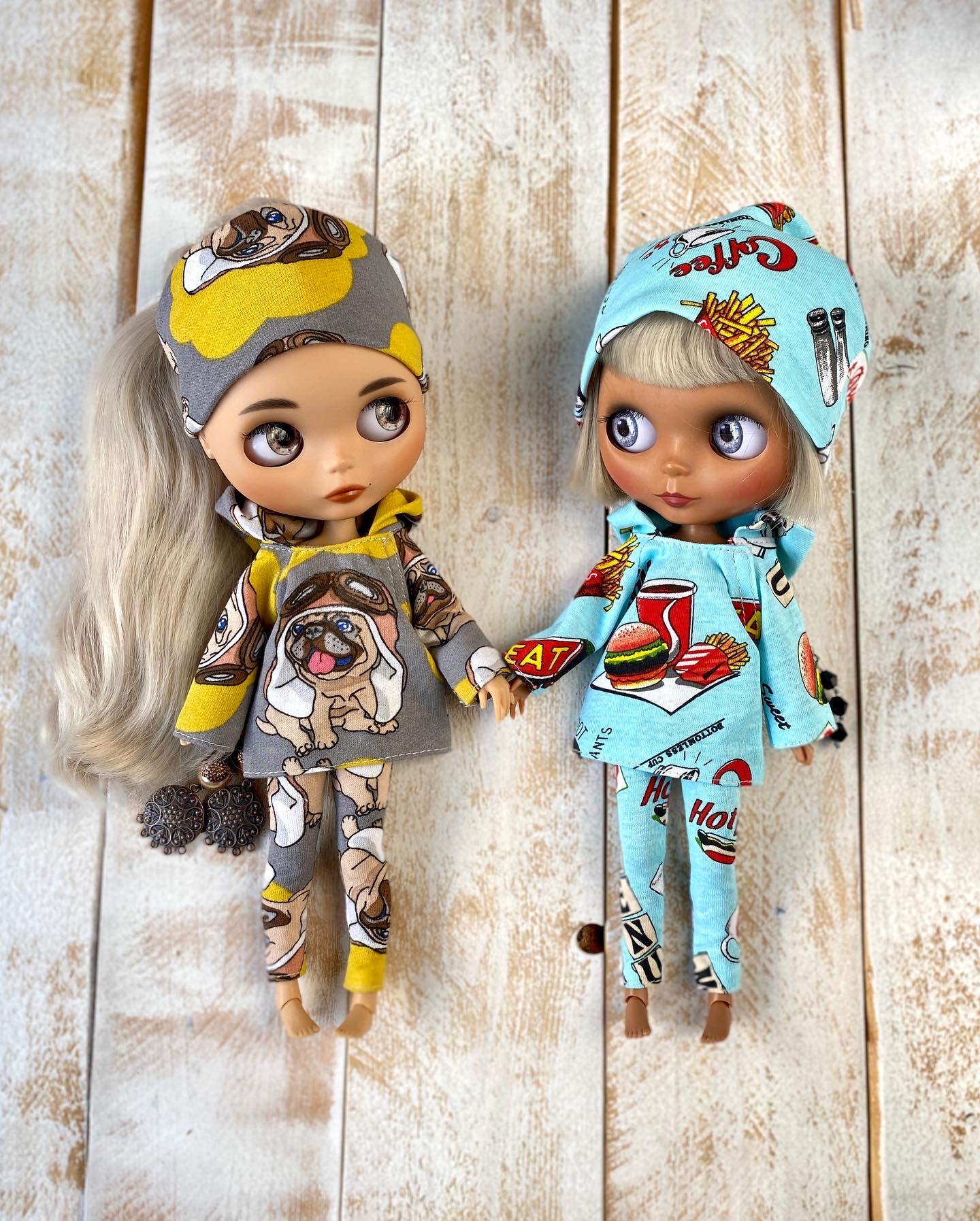 Blythe doll clothes set. Hoodie, leggings and headband 2 2022 07 13 15.54.02