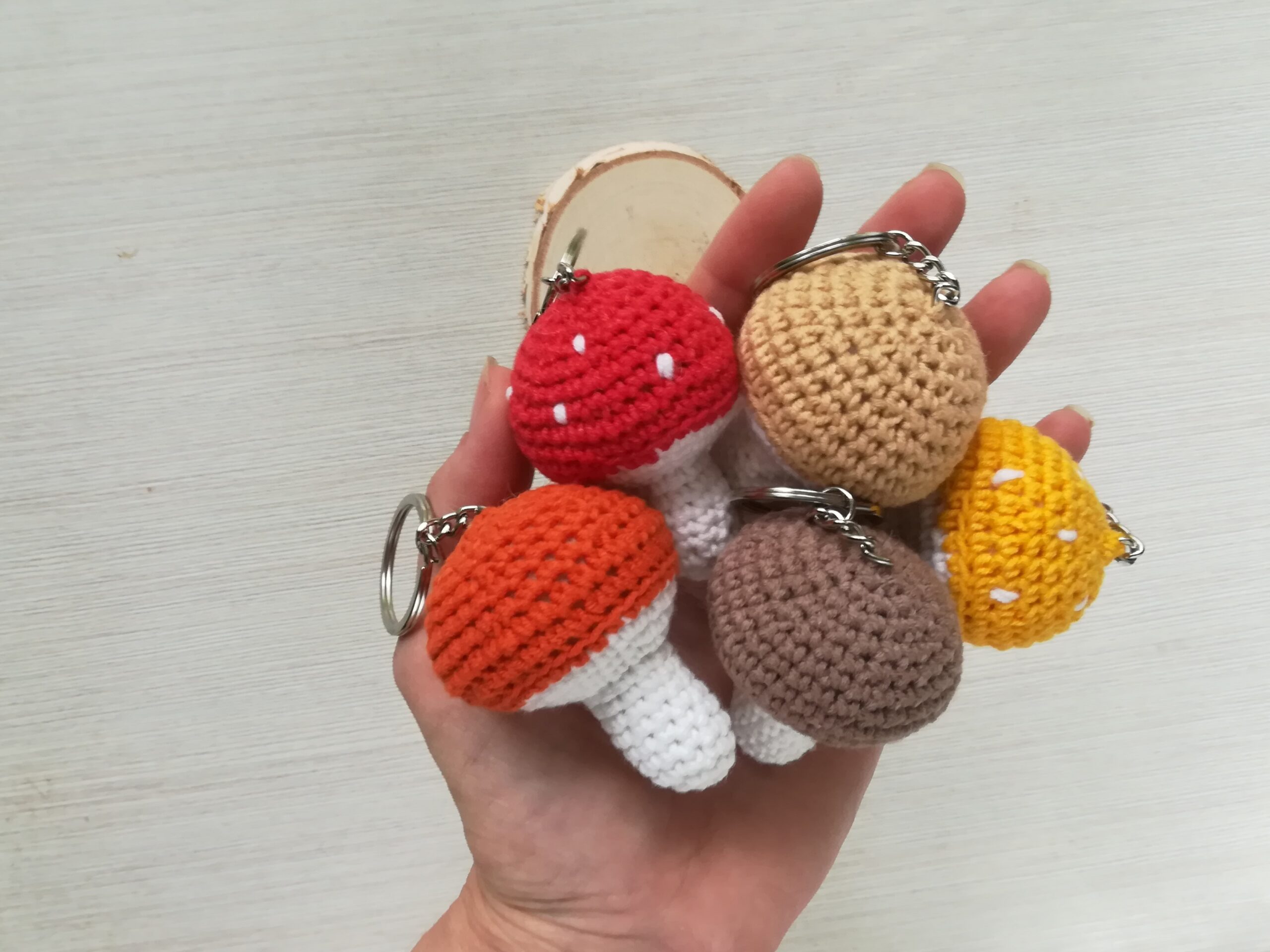 Mushroom keychain pattern – Miss Dolkapots Krafties