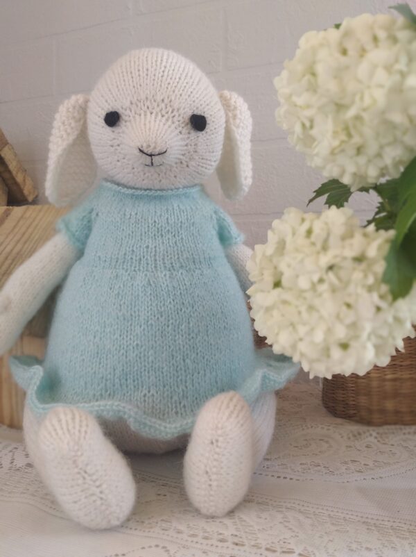 Sheep knitting pattern. New knitting pattern PDF 38cm.