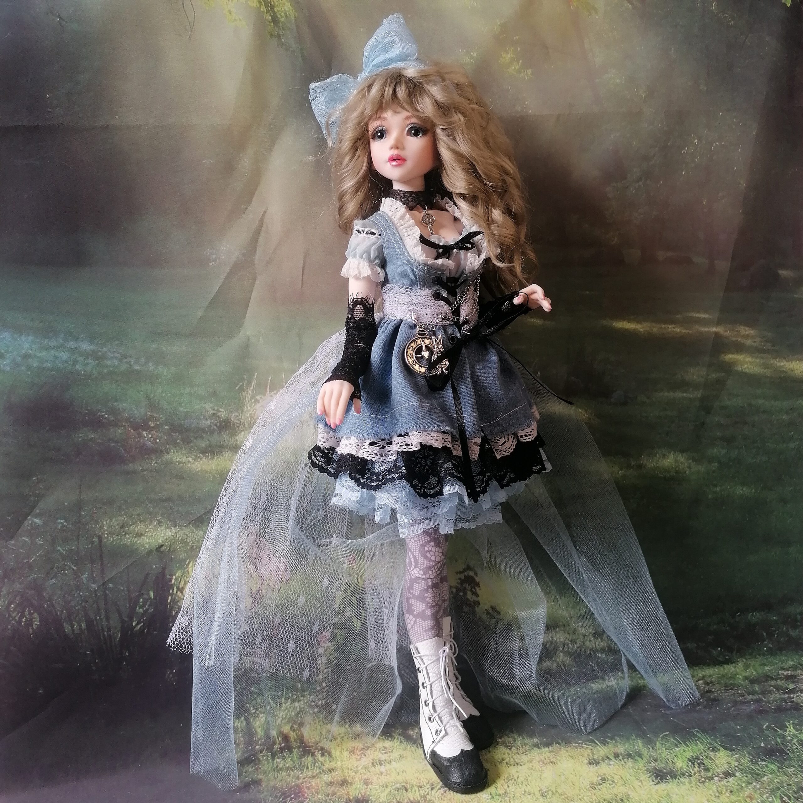 OOAK BJD doll, Alice in Wonderland. 1/4 41 cm. Full set