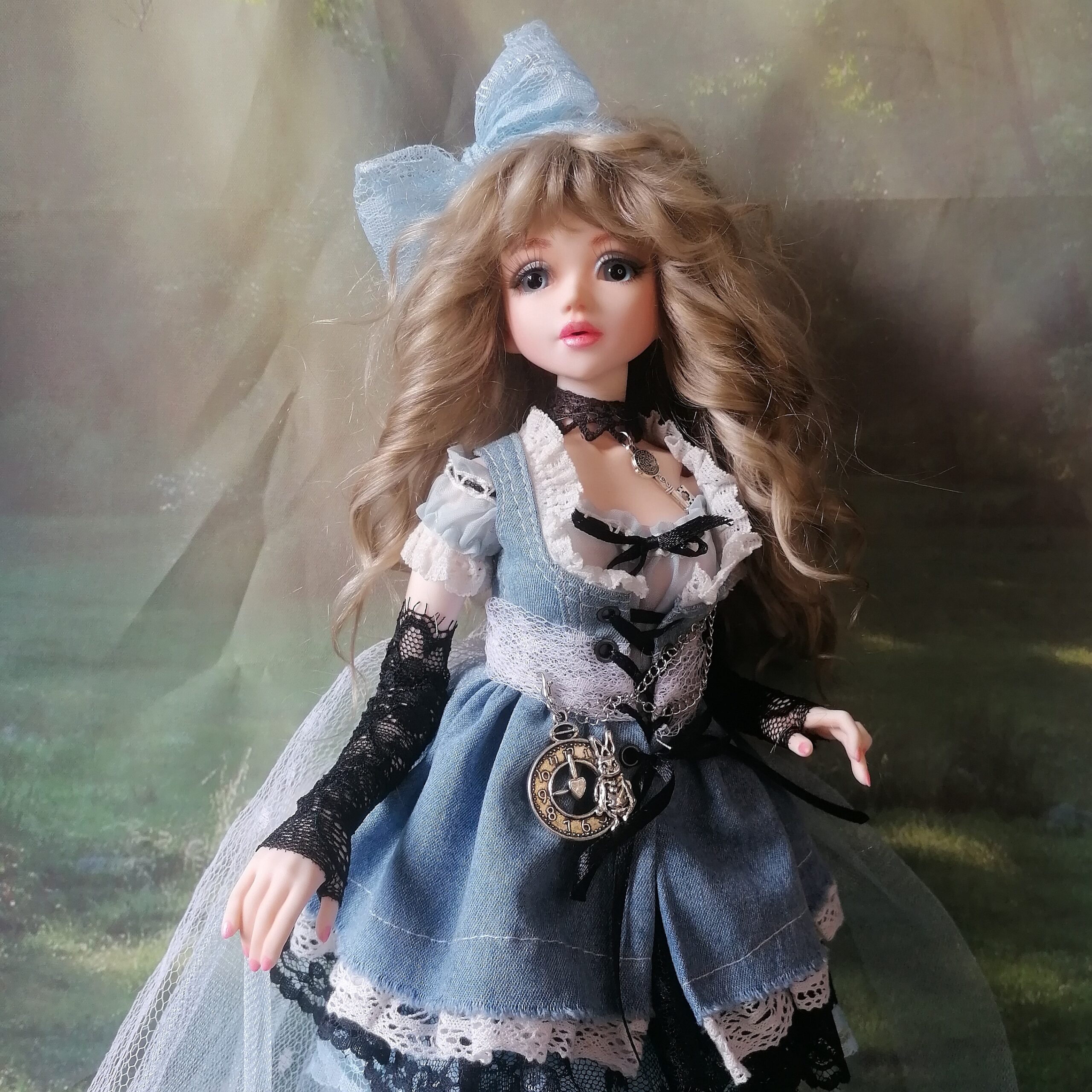 OOAK BJD doll, Alice in Wonderland. 1/4 41 cm. Full set