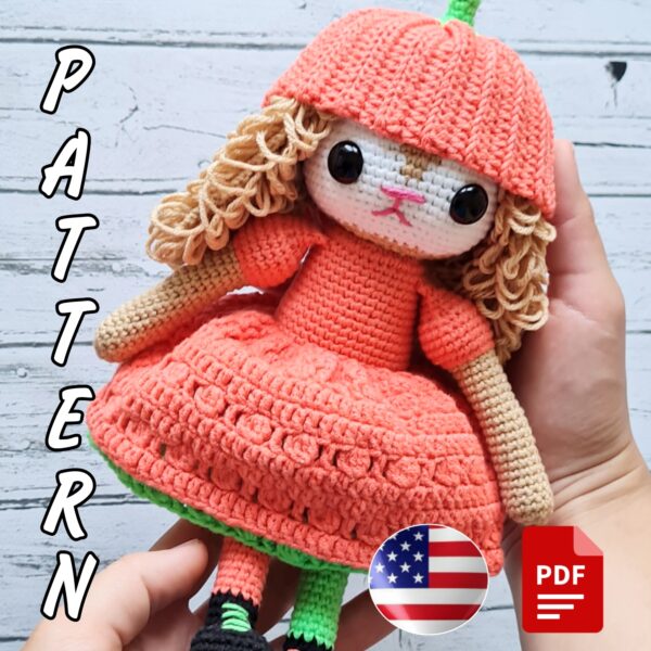 Crochet bunny with the pumpkin hat