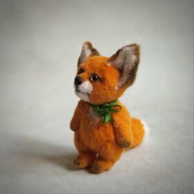 Miniature teddy fox Lars