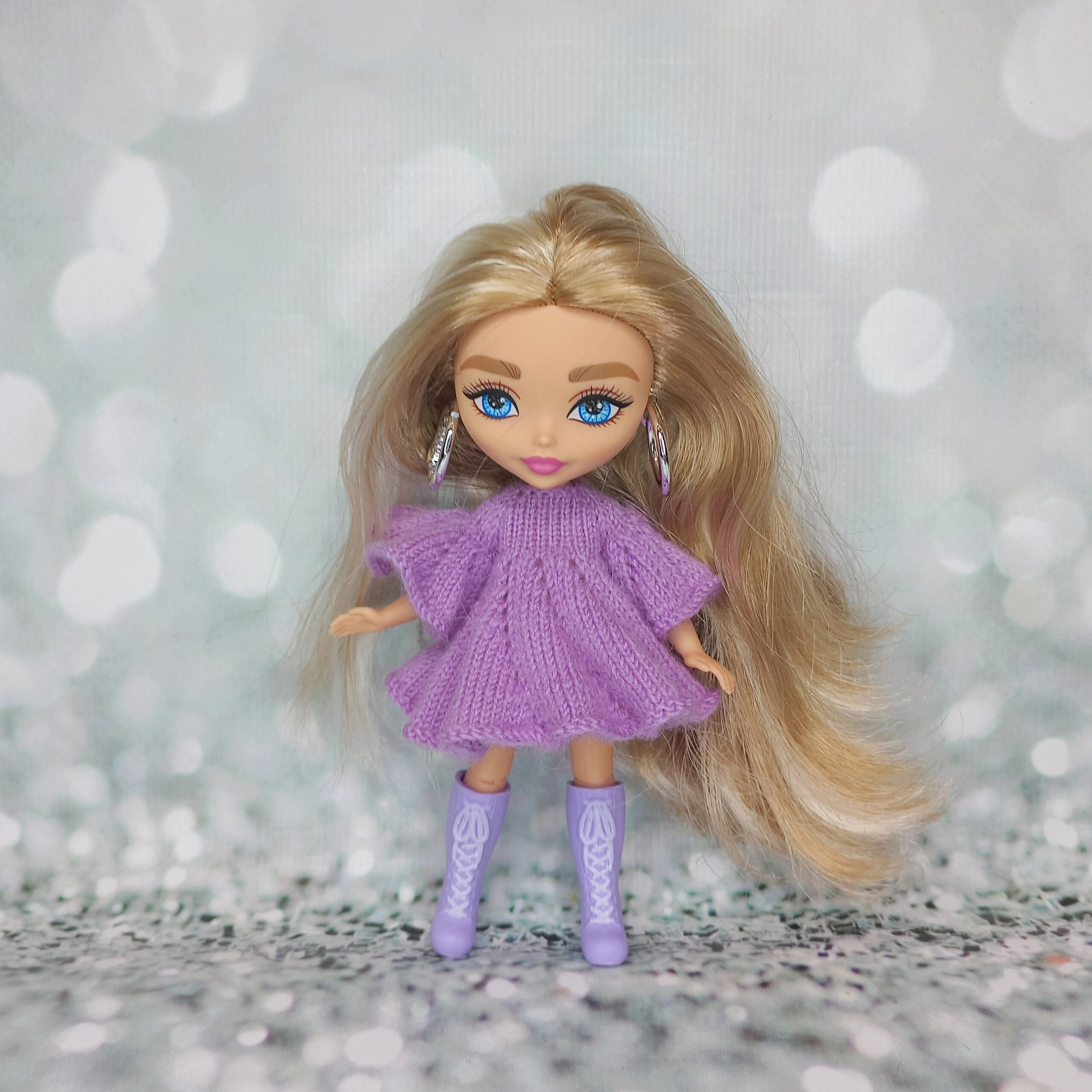 Barbie Extra minis new clothes : r/Dolls