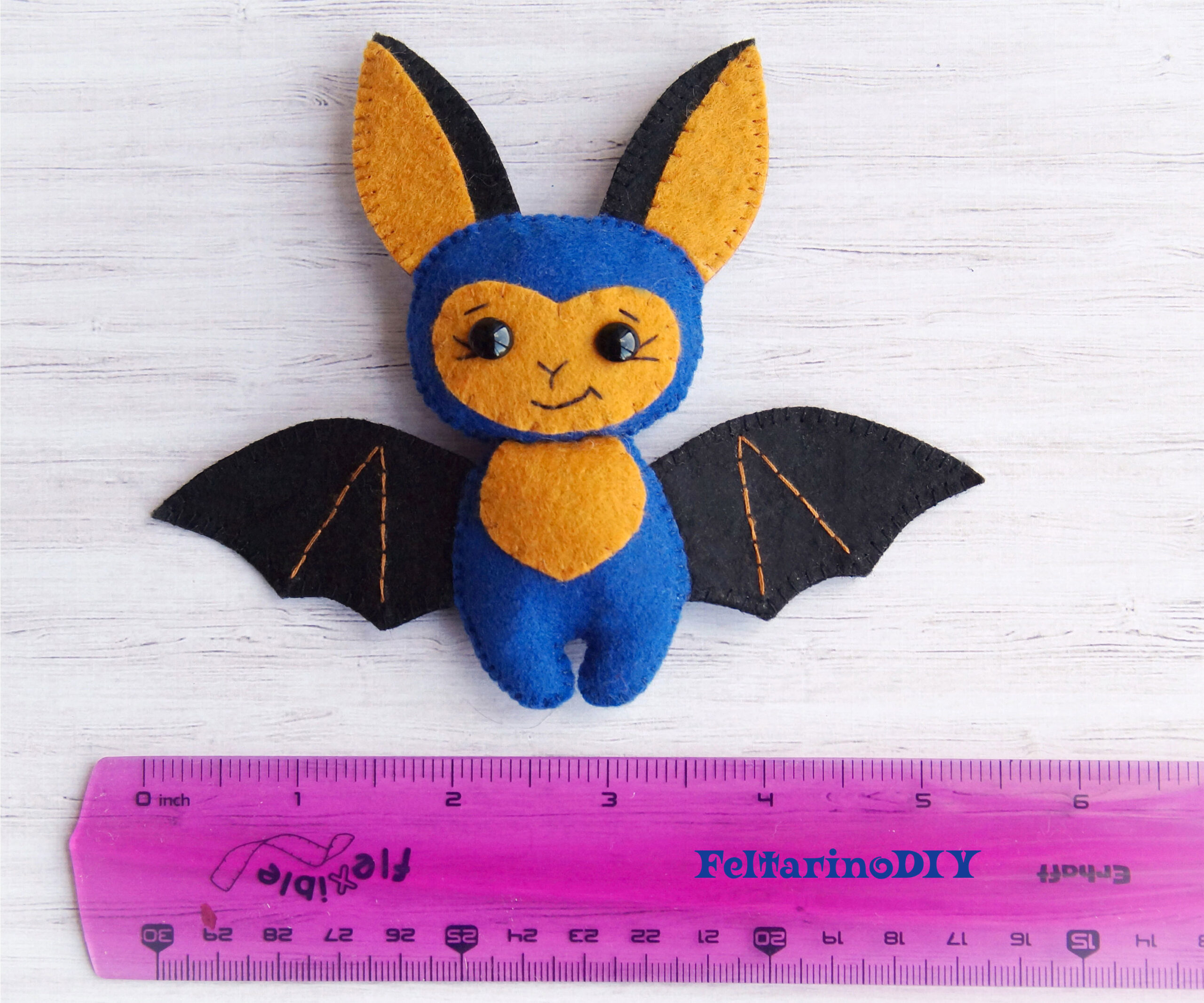 Halloween ornaments patterns, Felt Halloween gift bat pattern 2 BB11 scaled