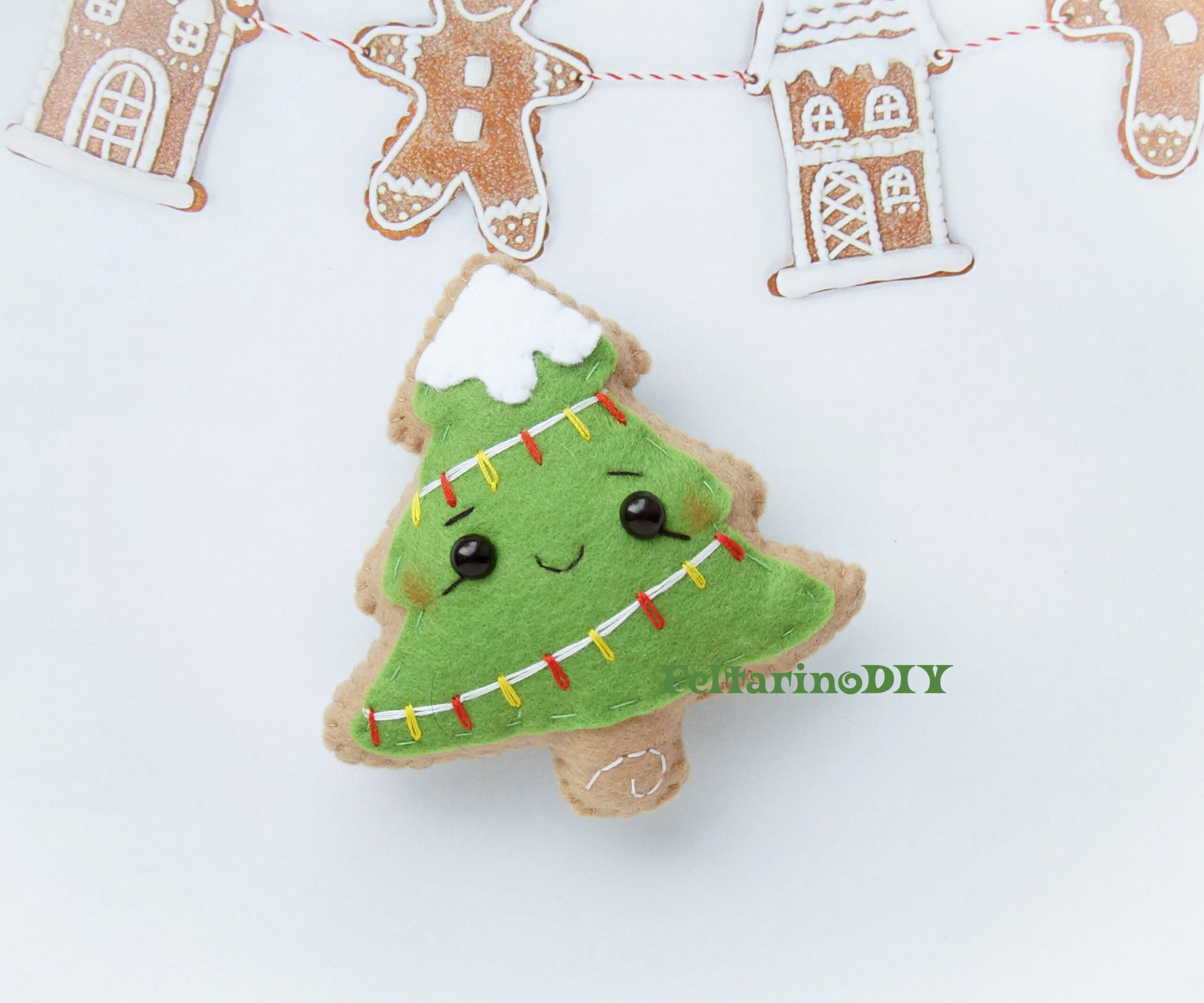 Christmas tree felt pattern, Gingerbread gift ornament 2 Fir5 scaled