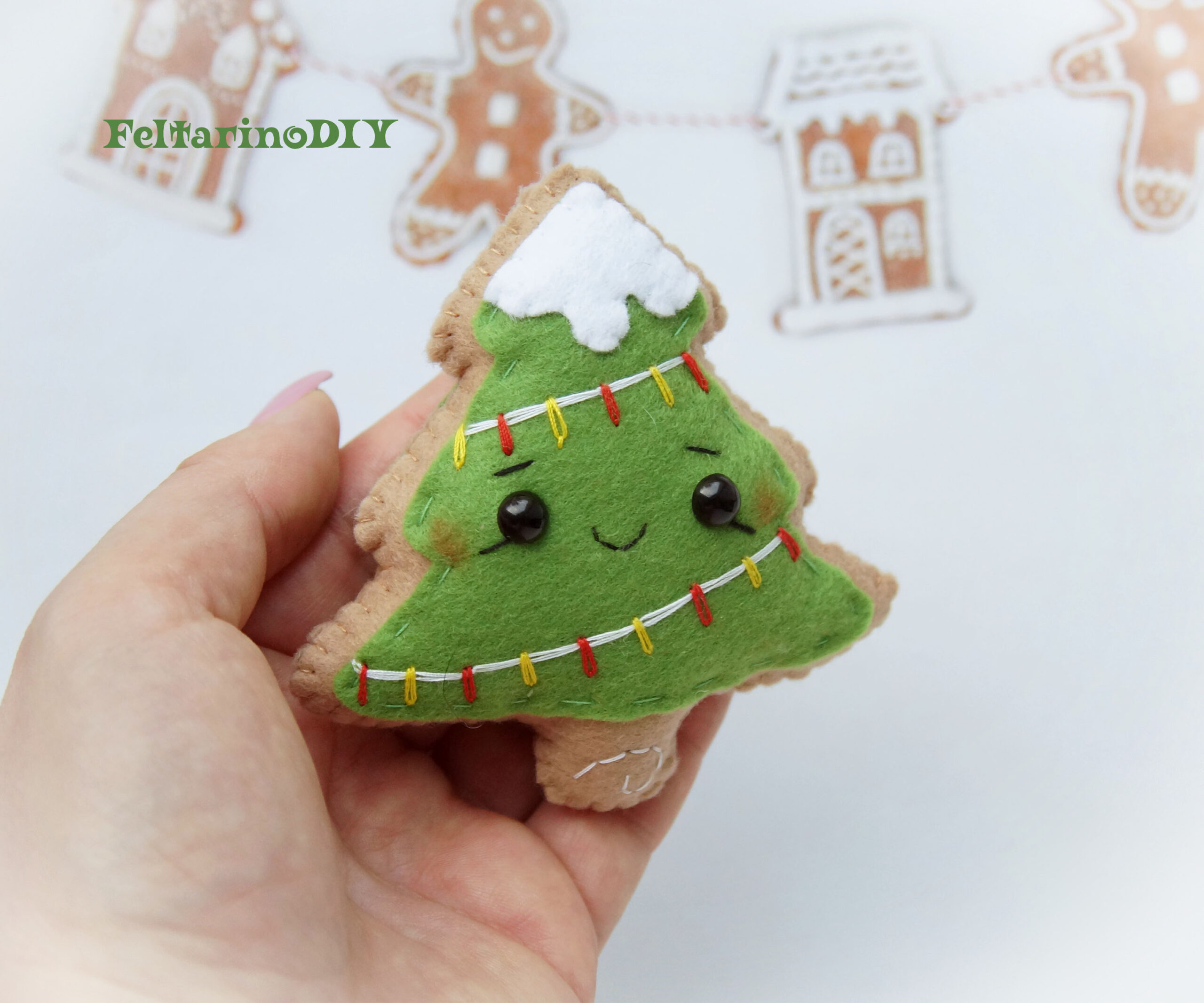 Christmas tree felt pattern, Gingerbread gift ornament 1 Fir7 scaled