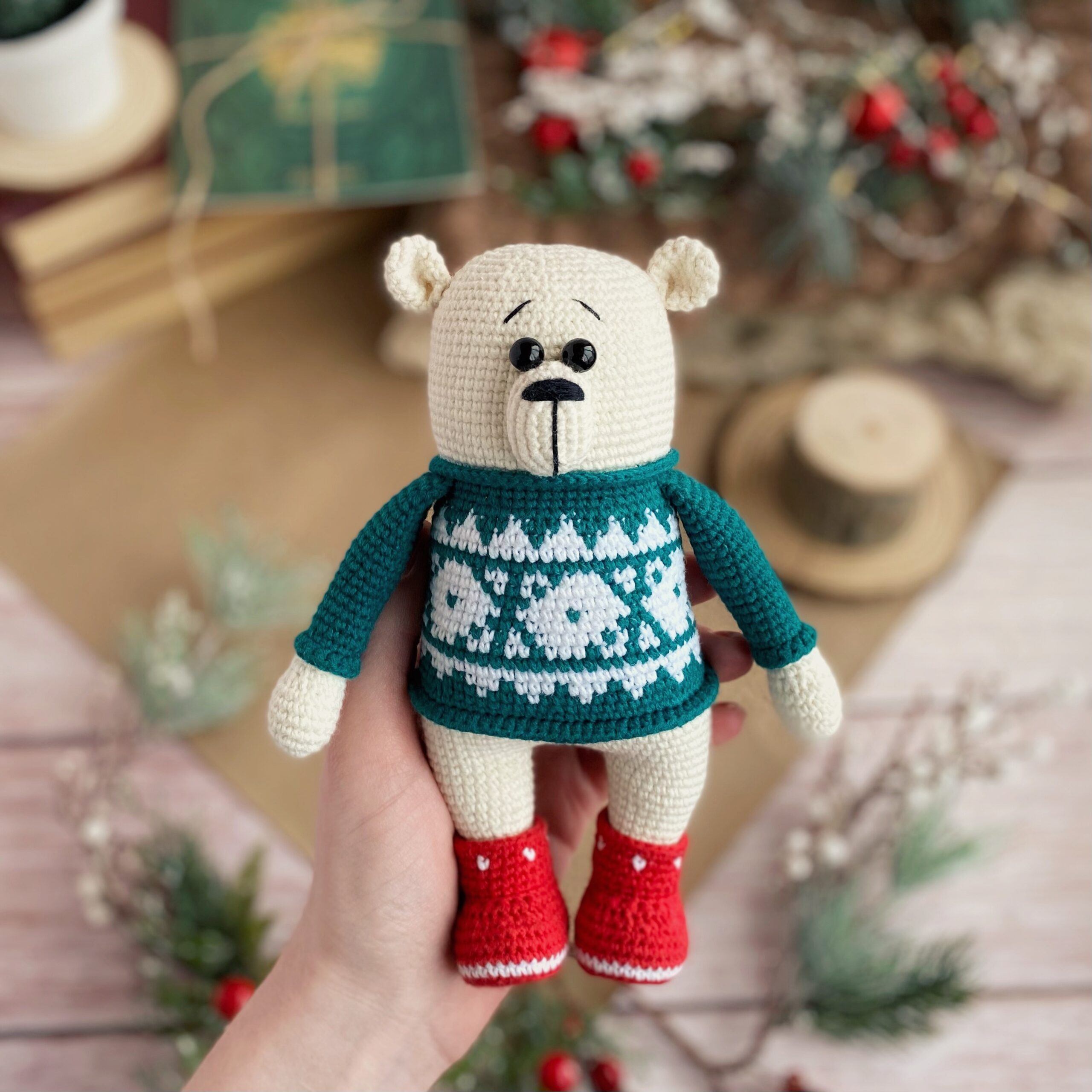 Christmas Polar Bear Crochet Kit