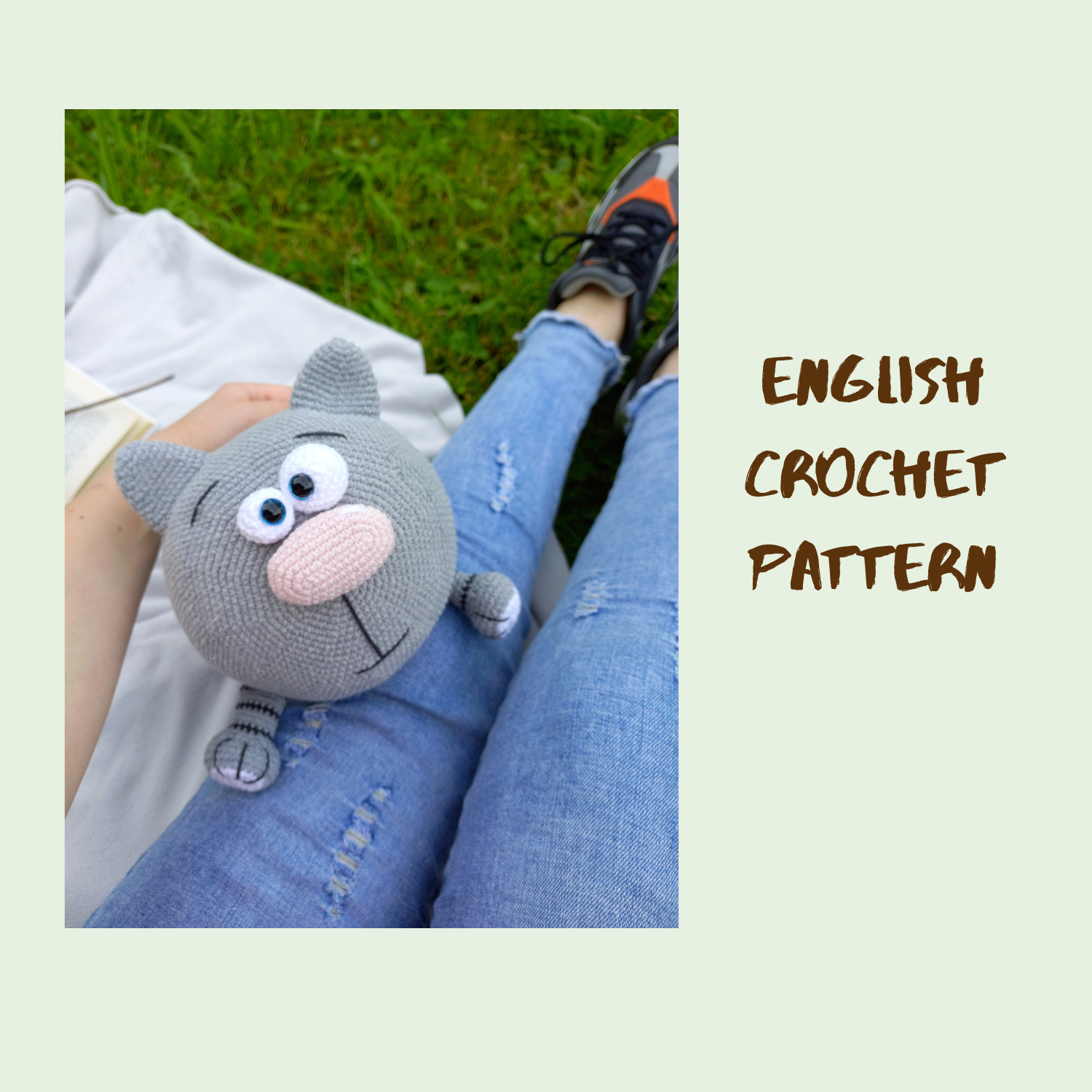 English crochet pattern Pillow-roller Lazy cat 1 new