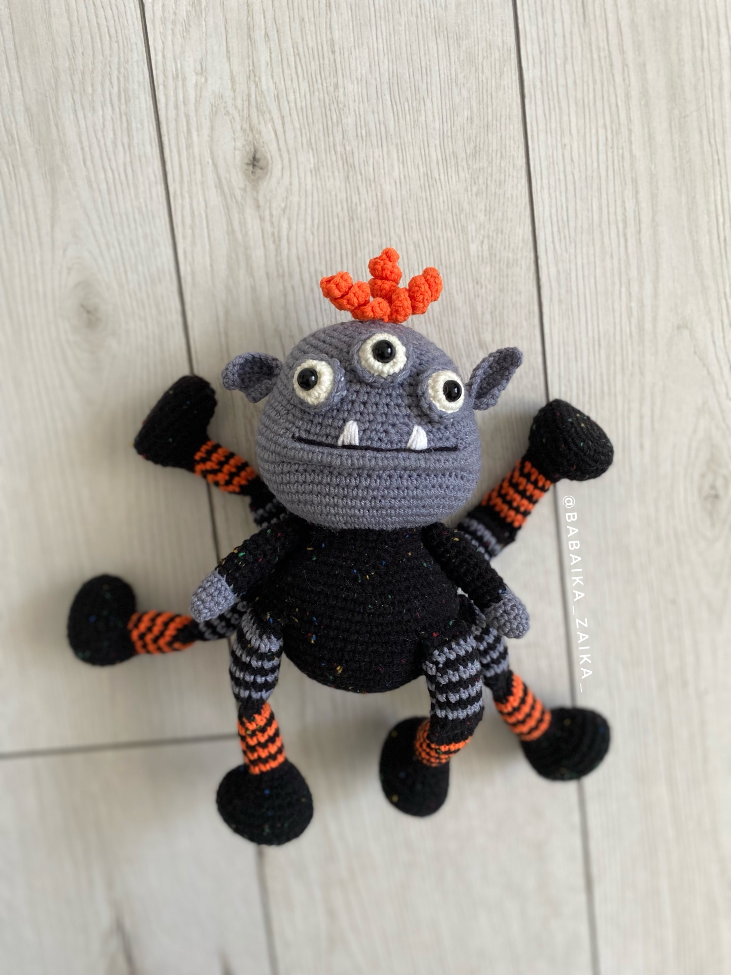 PDF Crochet Spider Monster Amigurumi Pattern 3 image 23 05 22 01 21 2