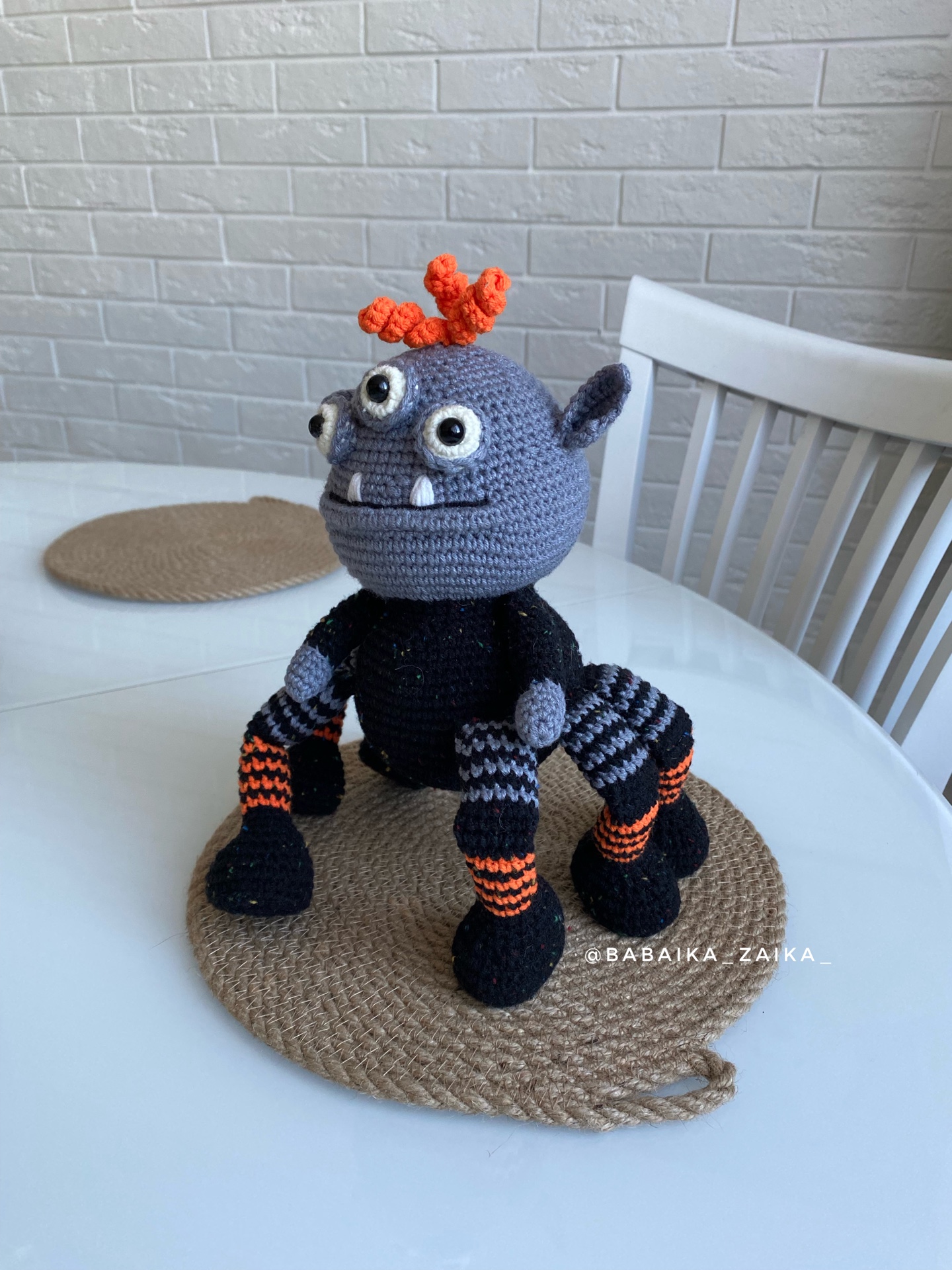 PDF Crochet Spider Monster Amigurumi Pattern 7 image 23 05 22 01 21 6