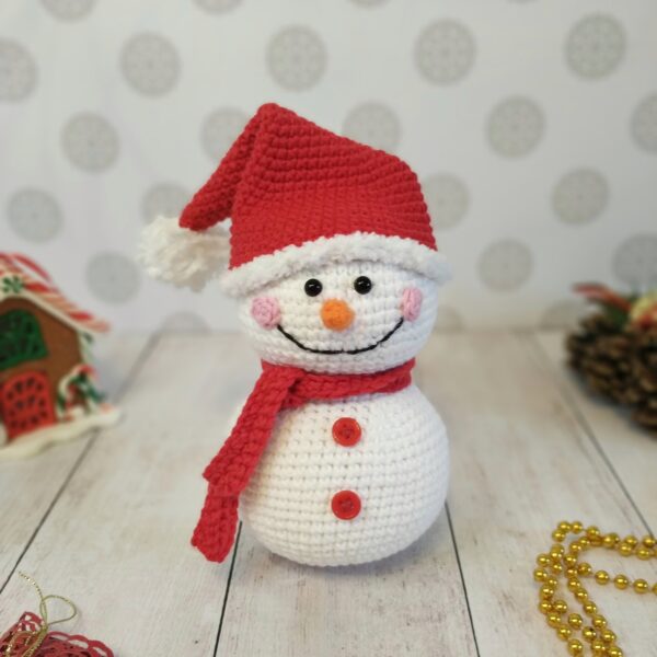 Crochet snowman pattern