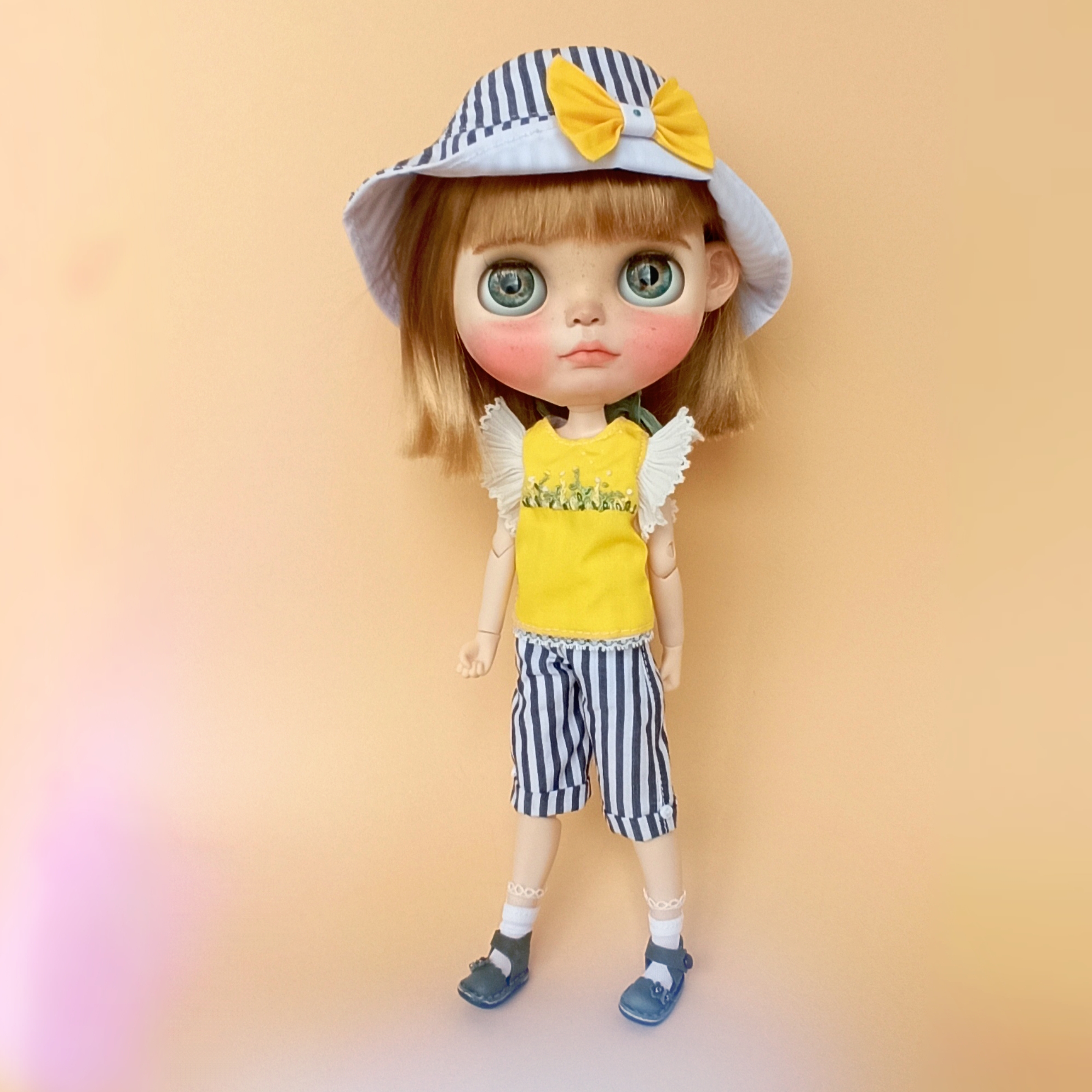 Custom Blythe doll with a happy smile - Shop Cheeky dolls Stuffed Dolls &  Figurines - Pinkoi