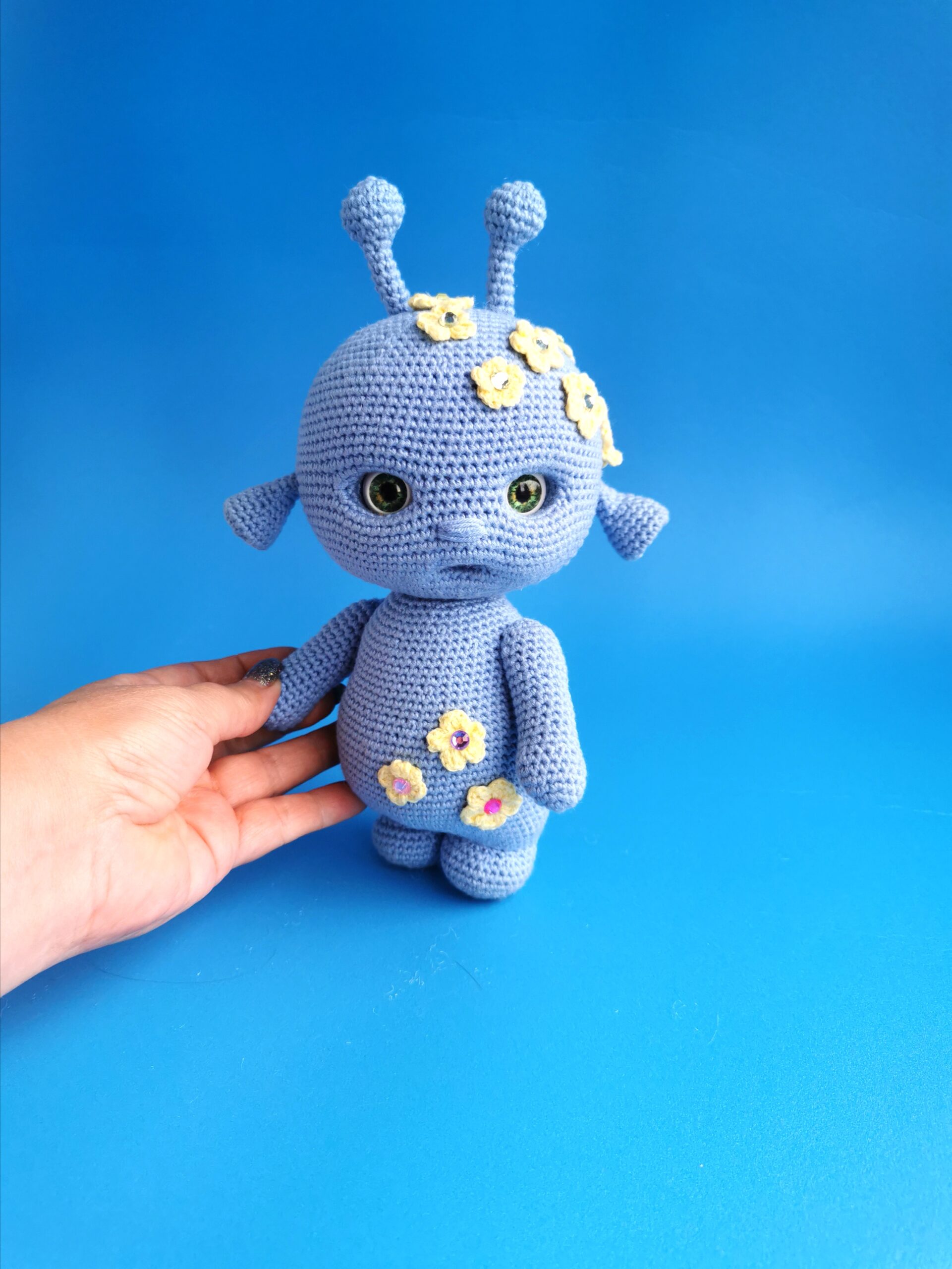 Сrochet alien.crochet doll.fanny alien.gift toy 3 IMG 20220911 170258 scaled