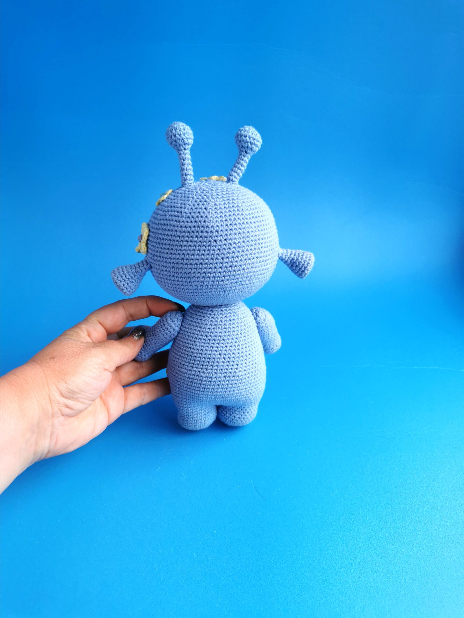Сrochet alien.crochet doll.fanny alien.gift toy 2 IMG 20220911 170332 scaled