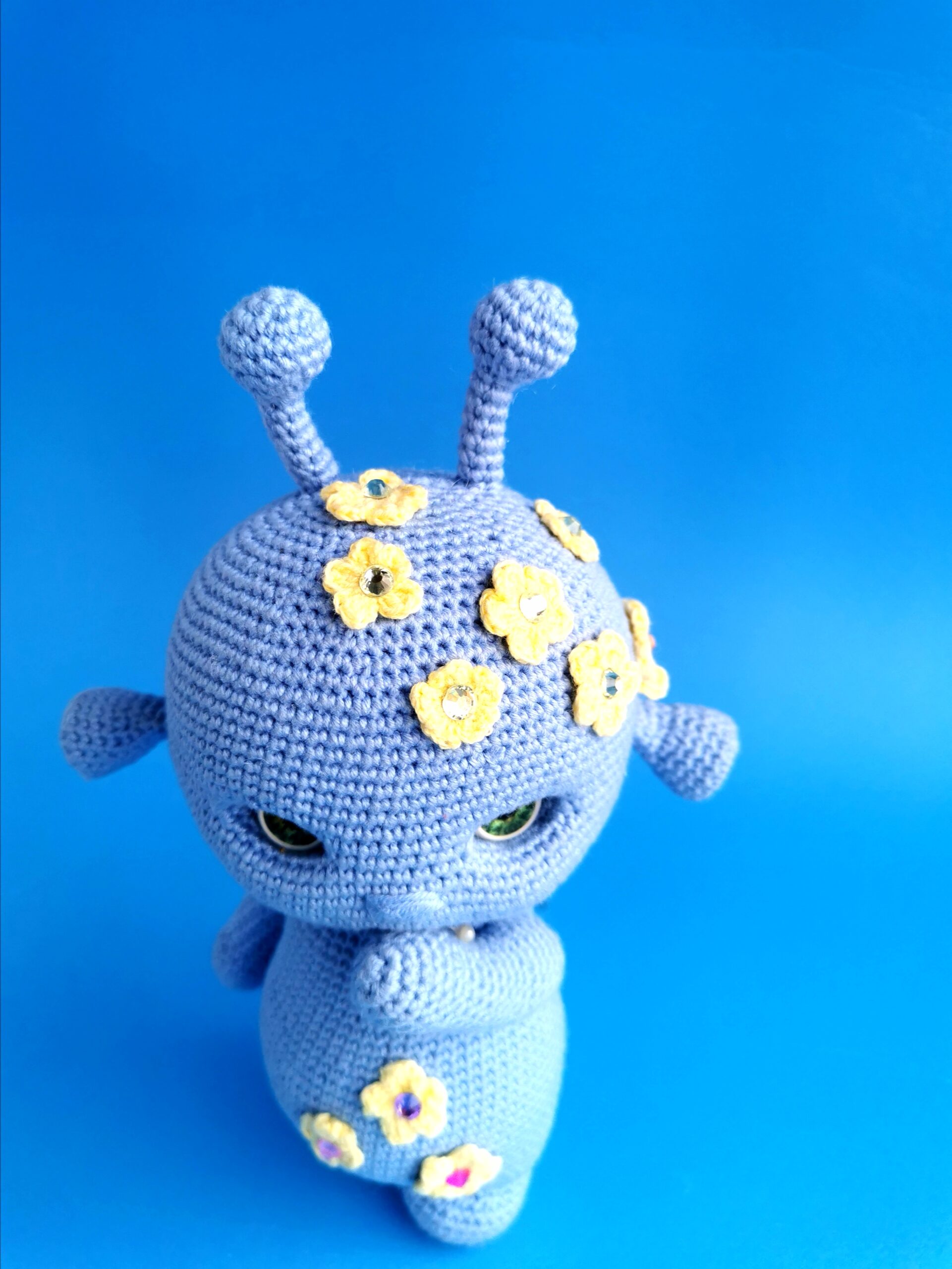 Сrochet alien.crochet doll.fanny alien.gift toy 7 IMG 20220911 170440 scaled