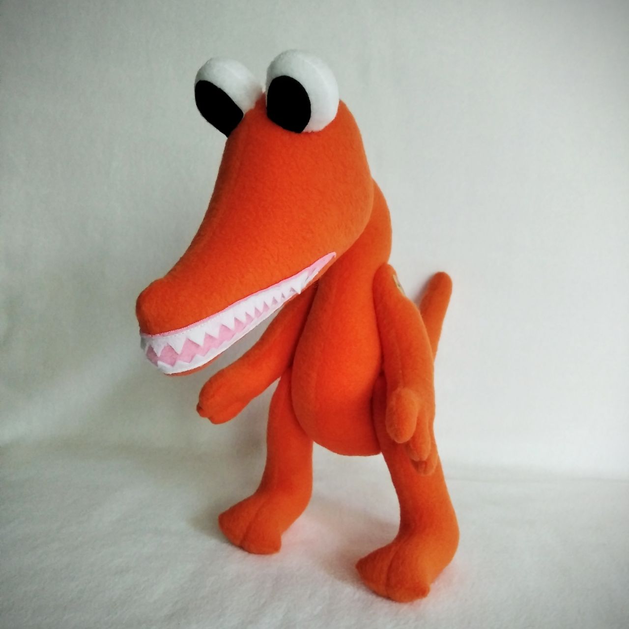 Orange from Rainbow Friends by Tdub5 (PrintNPlayToys)