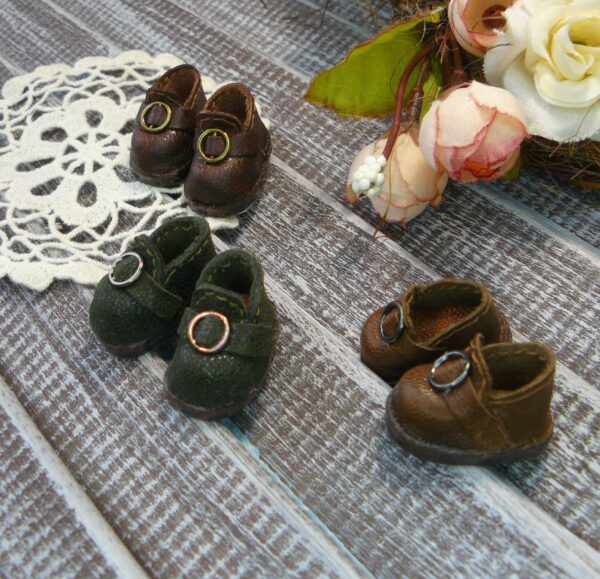 Blythe vintage shoes