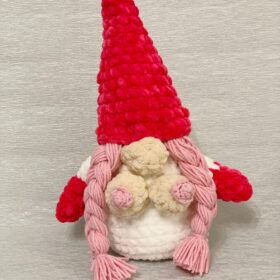 Amigurumi gnome