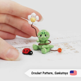 micro dinosaur miniature crochet pattern