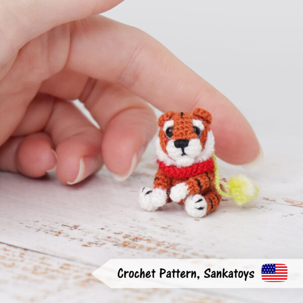 micro tiger 2022 new year miniature crochet pattern