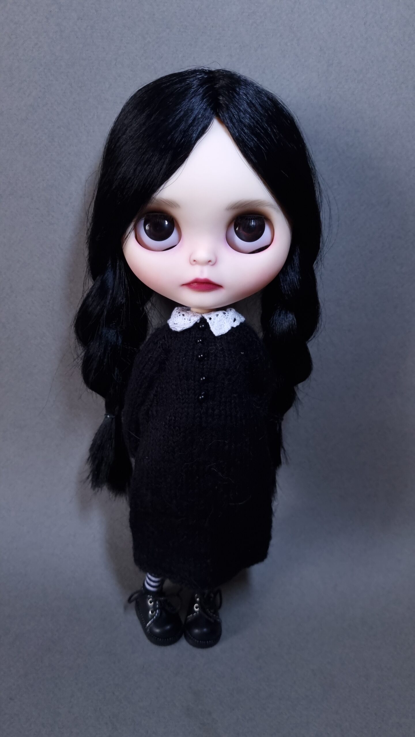 Wednesday Addams Custom Doll Abschlussball Version, OOAK, Limitierte  Auflage, Barbie Doll Repaint - .de