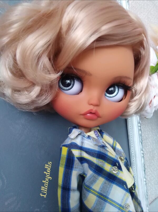 Blythe doll custom ooak lillabydolls blond hair baby girl one of a kind articulated body TBL