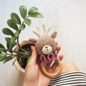 Knitting pattern deer