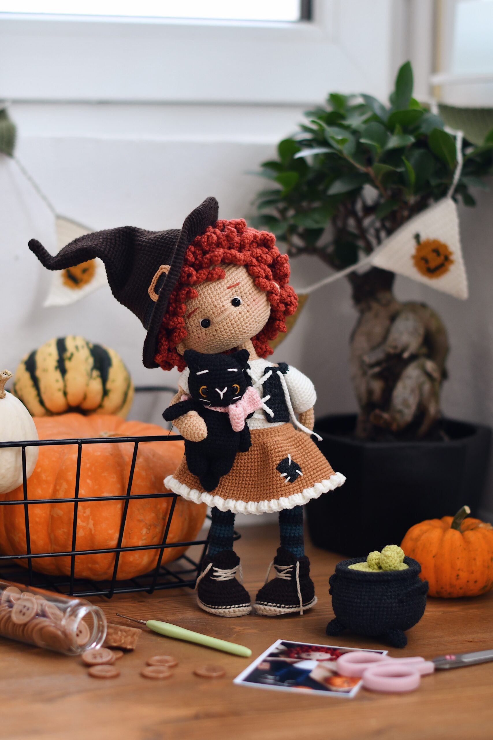 Miniature Amigurumi Collection Doll Emi the Autumn Witch cheapest