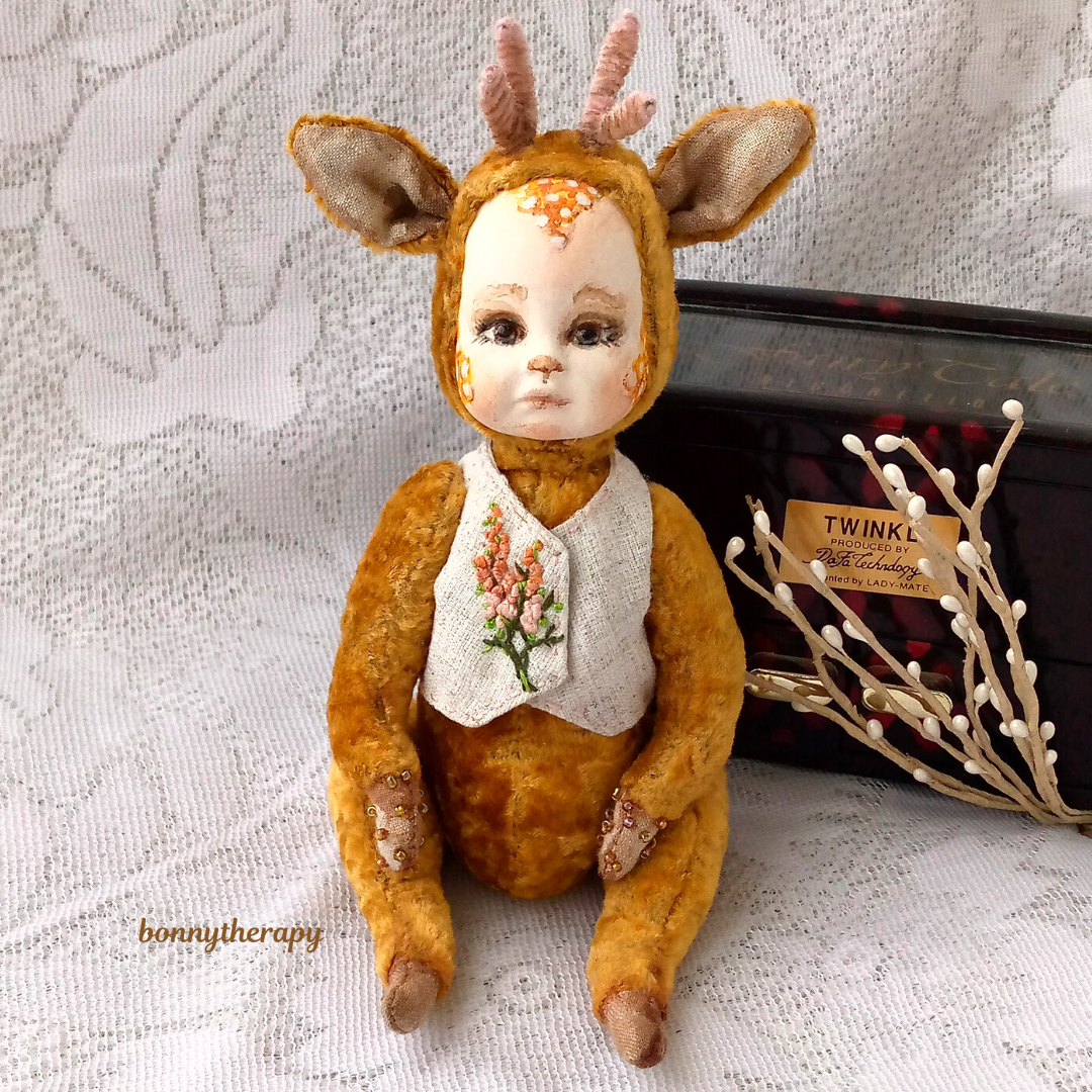 Teddy doll fawn 15.5 cm sitting , handmade doll the fawn. 1 teddy doll 9